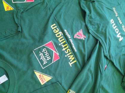 de Vries Design Hunteburg - Werbung - Firmen Werbung - Duckerei - Werbeagentur - Ostercappeln - Bad Essen - Belm - Venne - Hochzeitskarten - Werbung - Beschriftungen - T Shirt bedrucken - Trikots - Bad Essen - Osterkappeln - Hochzeit - Hochzeitsausstattung Hochzeitskarten - Grafik Design Studio Grafikfirma Hunteburg de Vries Diepholz
